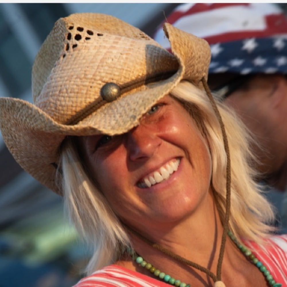 Meet your Posher, Mandy